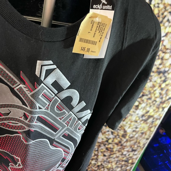 Ecko tshirt - Picture 3 of 5